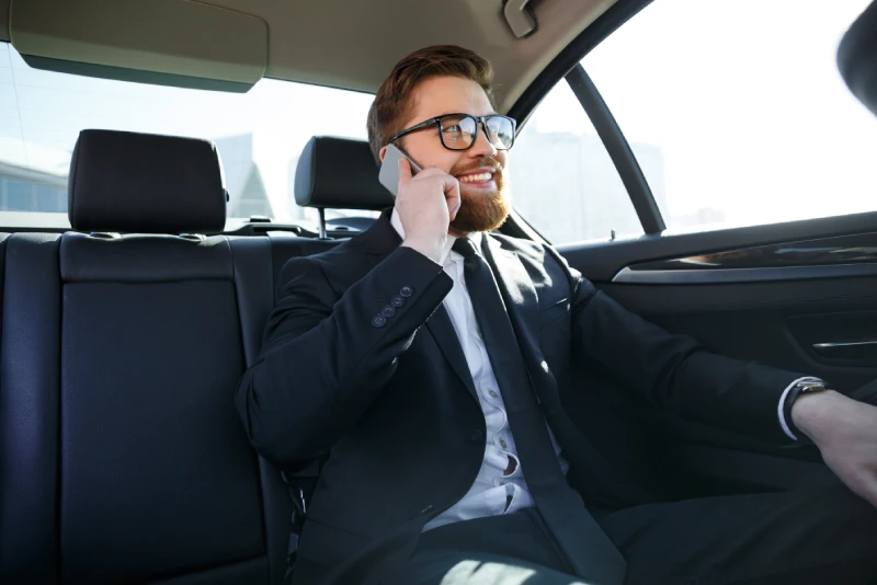 Private point to point car service Los Angeles with luxury sedan