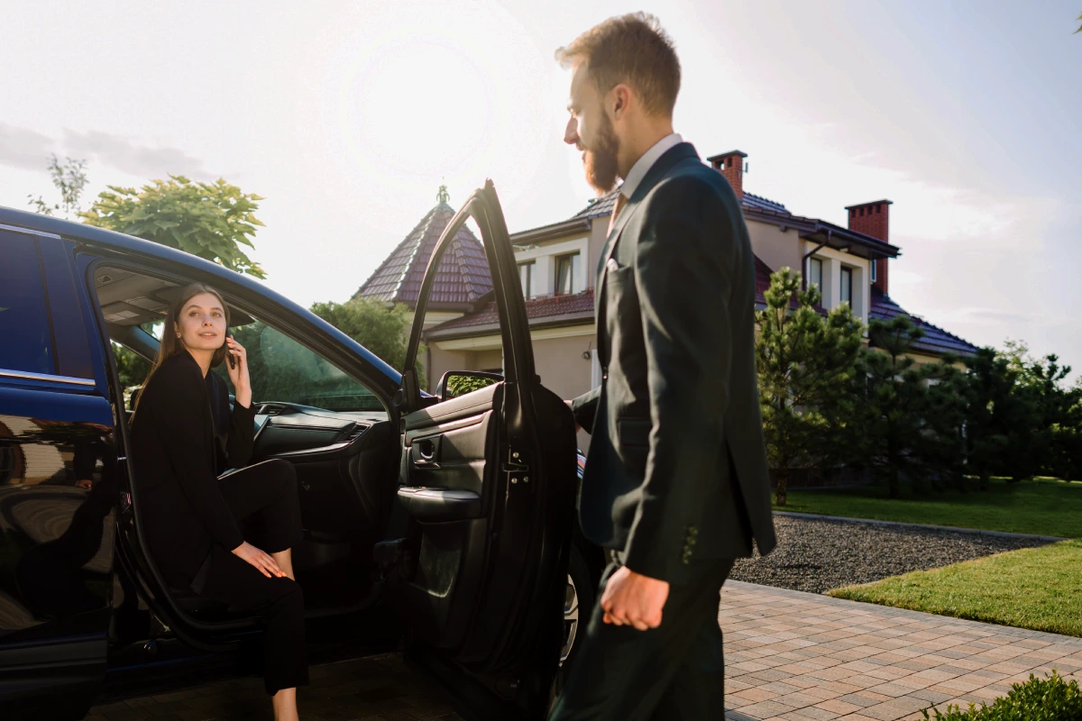 los angeles airport shuttle to hotels black car