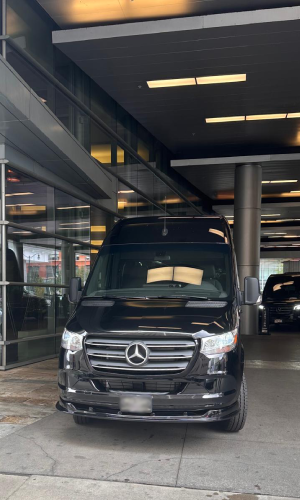 denver international airport van rental